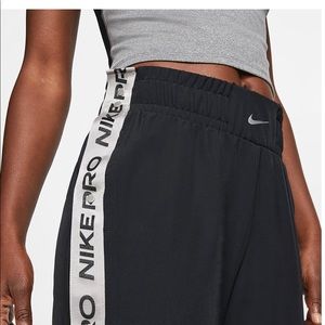 Nike Joggers Snap